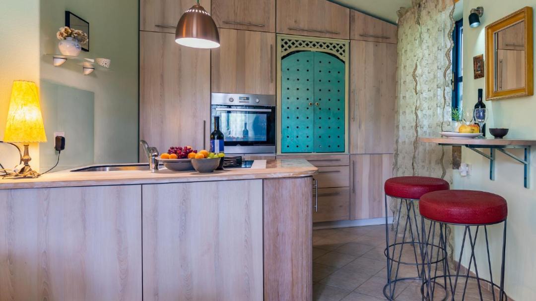 Sveti Ivan Dobrinjski Villa | Little blue House by Villas Guide