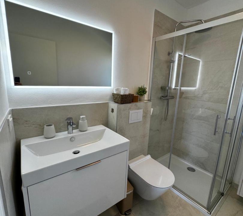 Frata Apartment | Apartment Nina, Tar
