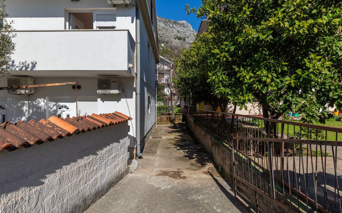 Photo of Others in Gradac