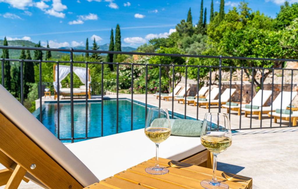 Photo of Patio Balcony in Molunat