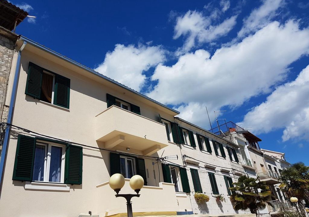 Photo of Buildings in Kastel Kambelovac