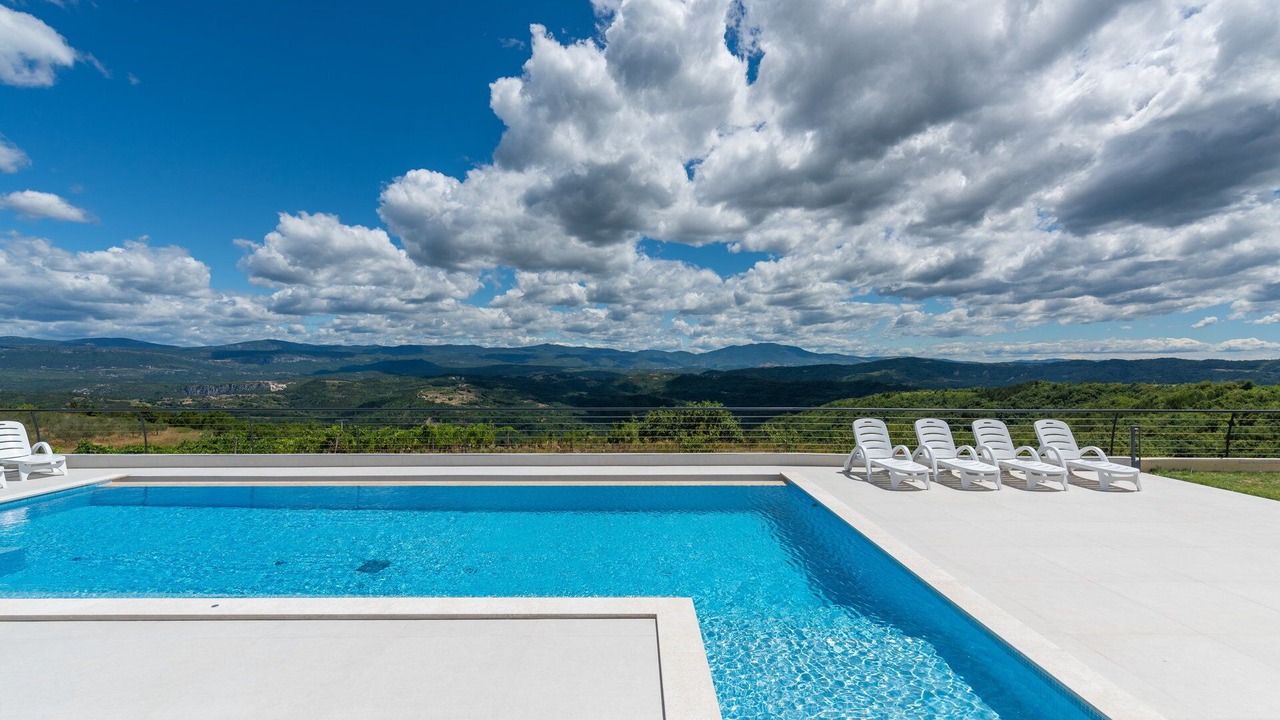 Photo of Outdoor in Vrh