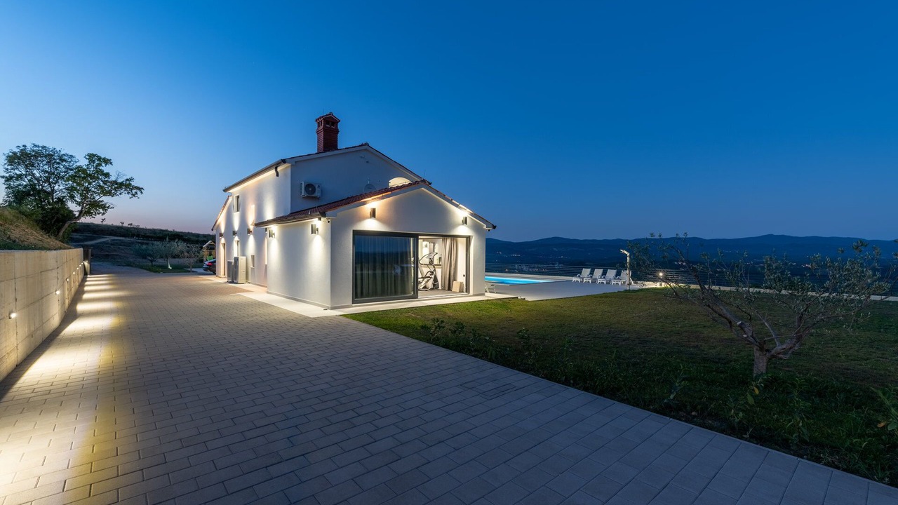 Photo of Outdoor in Vrh