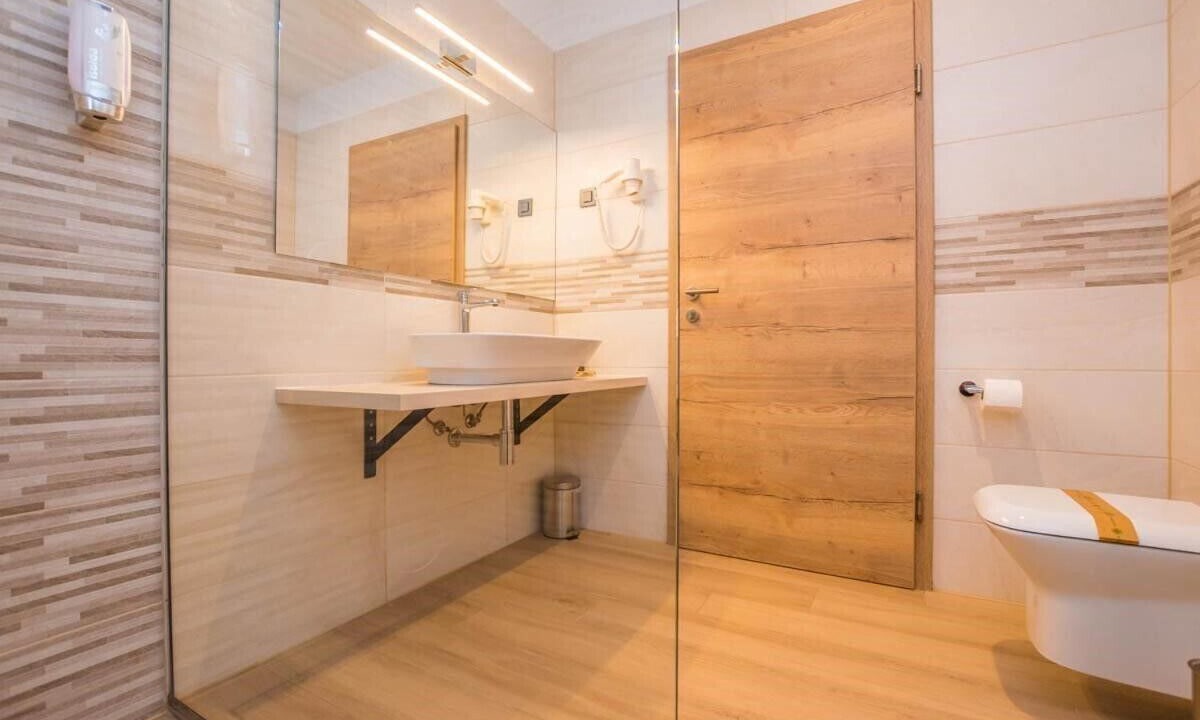 Photo of Bathroom in Lanterna