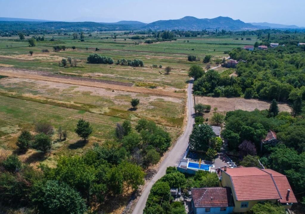 Photo of Outdoor in Trn