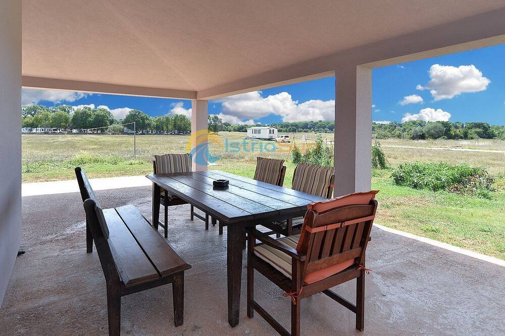 Photo of Patio Balcony in Valbandon