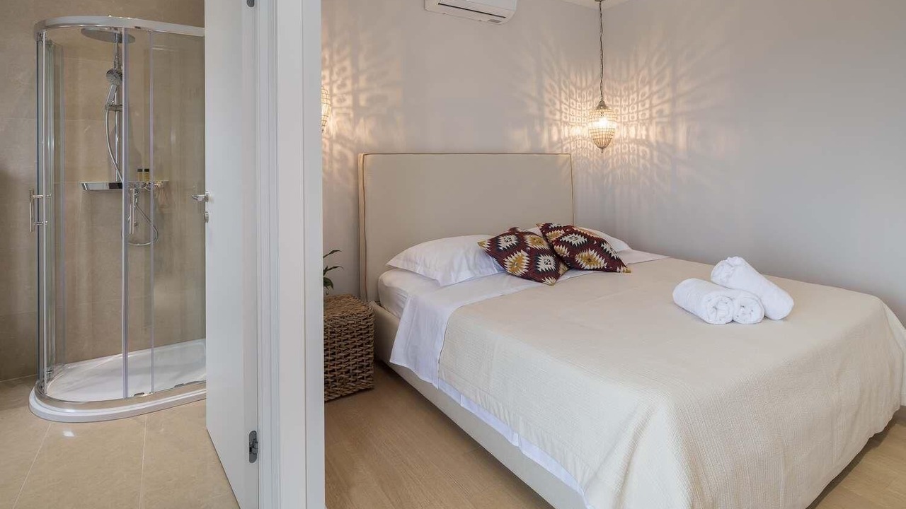 Photo of Bedroom in Sutivan
