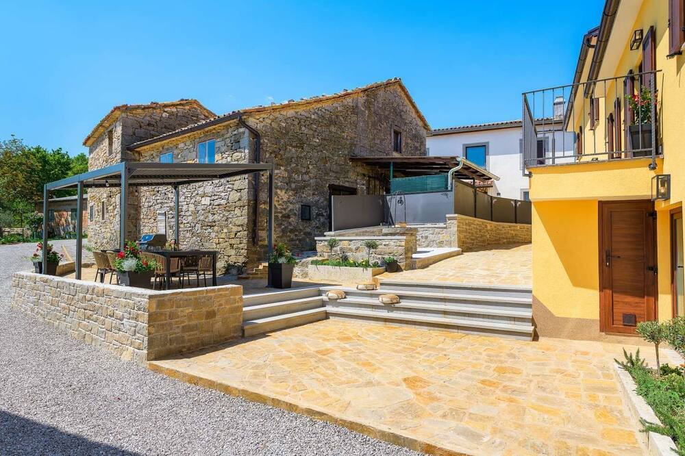 Photo of Outdoor in Buzet
