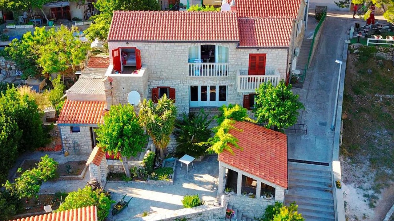 Photo of Patio Balcony in Bol