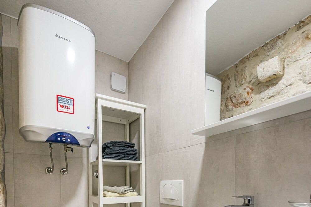 Photo of Bathroom in Mali Ston