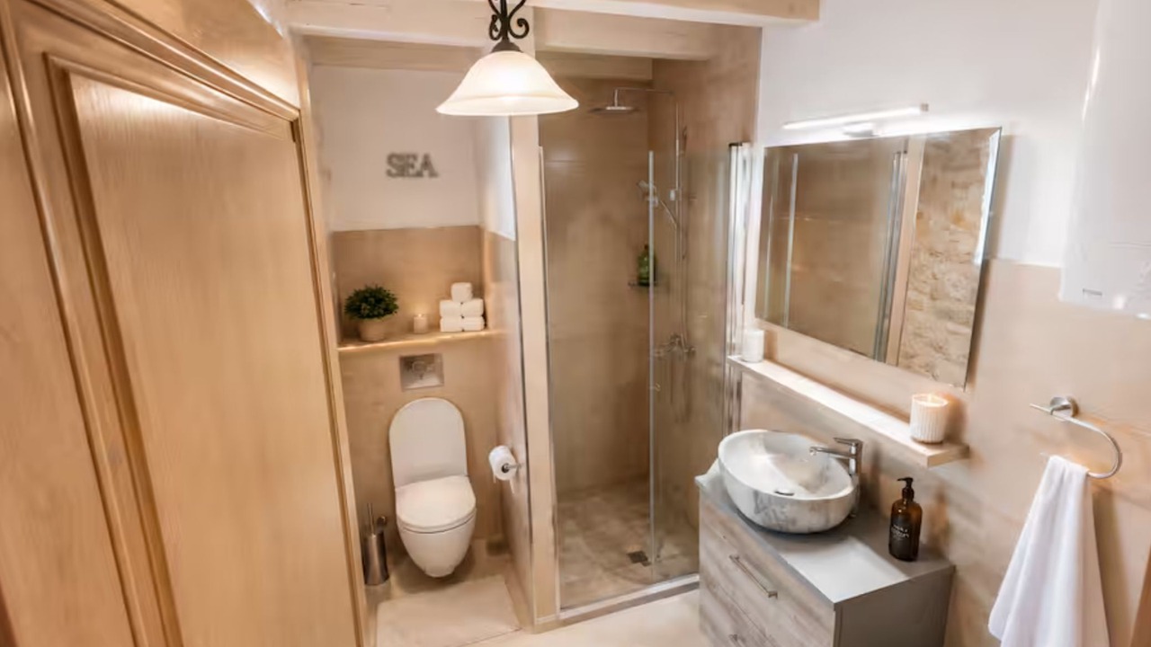 Photo of Bathroom in Brsecine