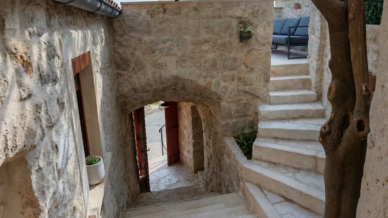 Photo of Outdoor in Brsecine