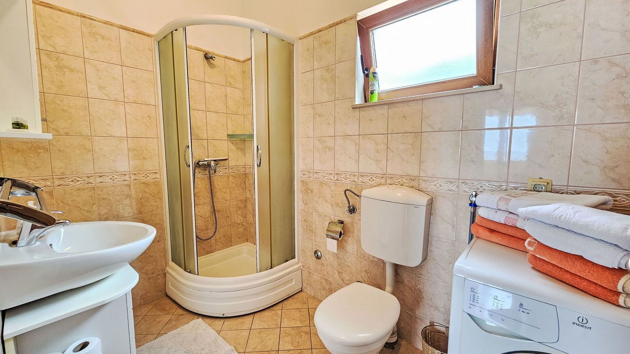 Photo of Bathroom in Orasac