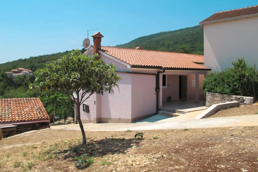 Photo of Outdoor in Sveta Jelena