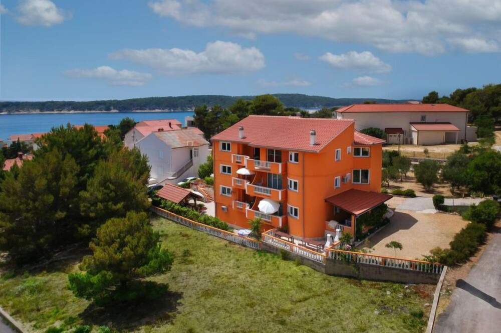 Photo of Outdoor in Barbat na Rabu