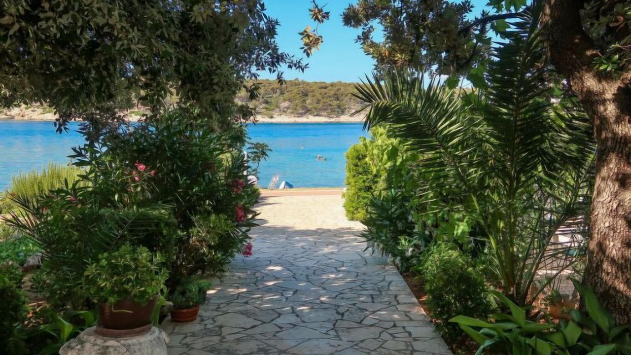 Photo of Outdoor in Barbat na Rabu