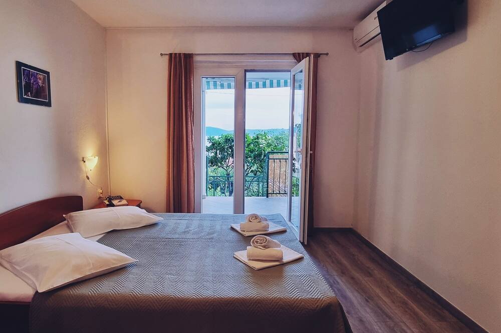 Photo of Bedroom in Zivogosce