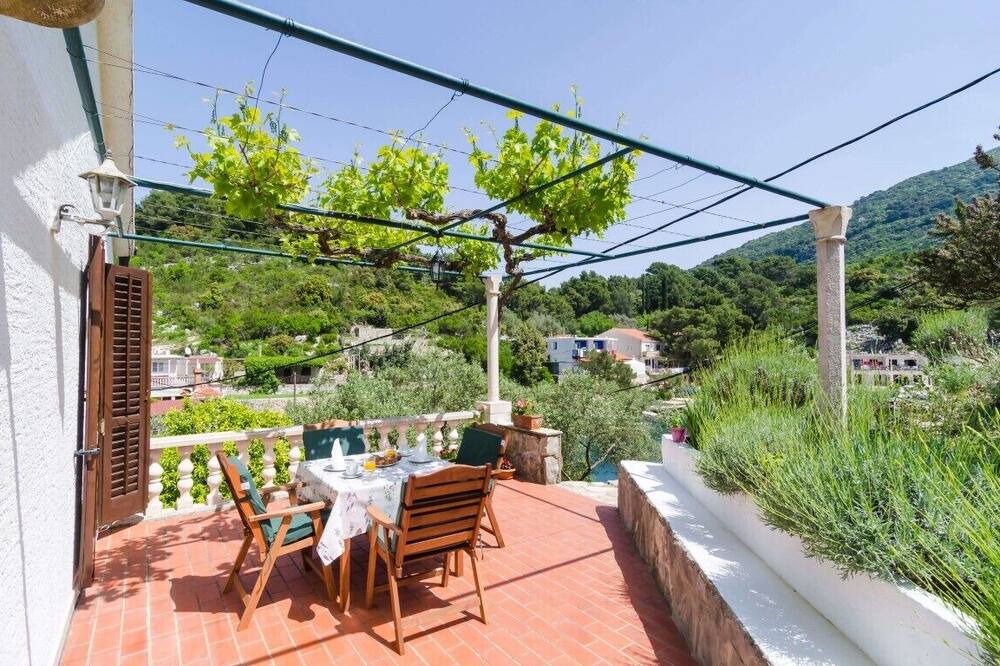 Photo of Patio Balcony in Okuklje