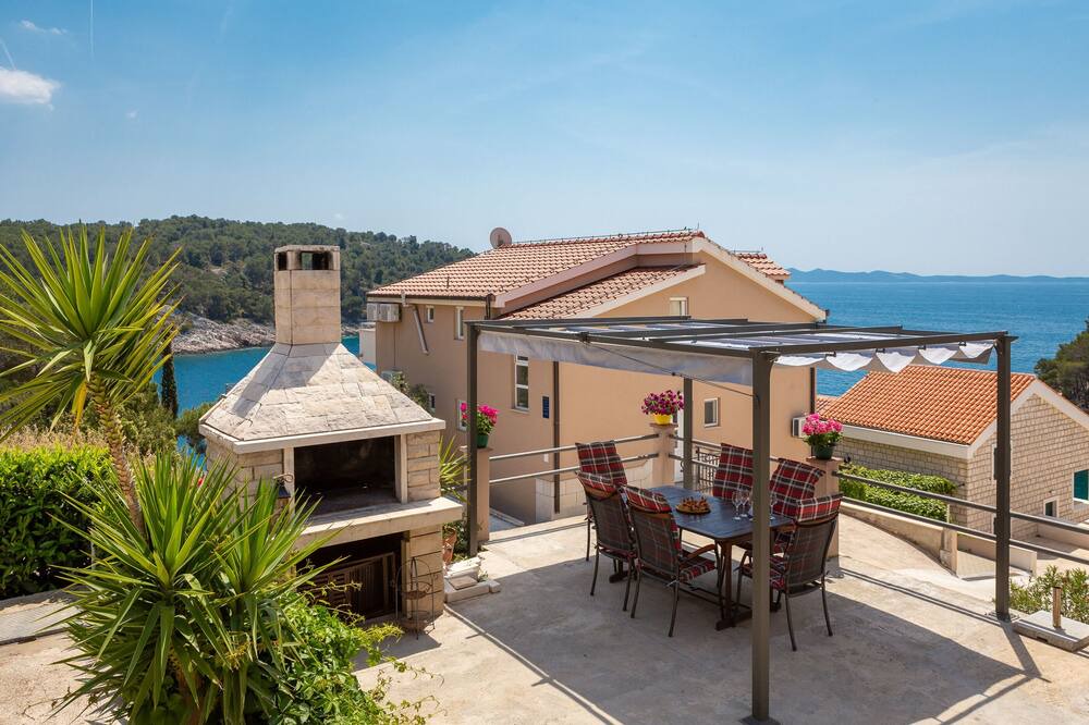 Photo of Patio Balcony in Cove Osibova (Milna)