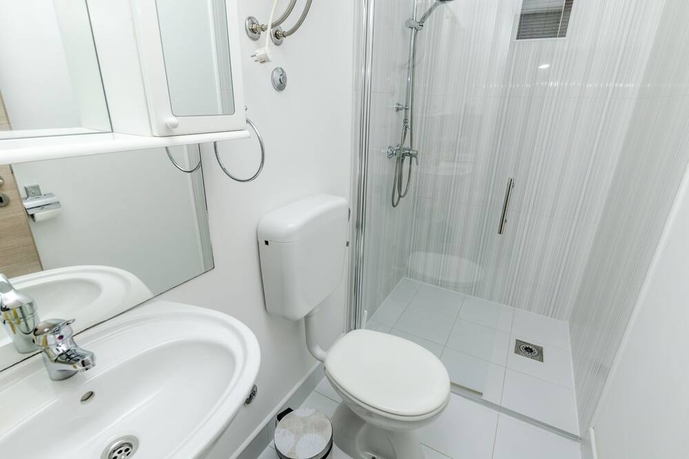 Photo of Bathroom in Cove Osibova (Milna)