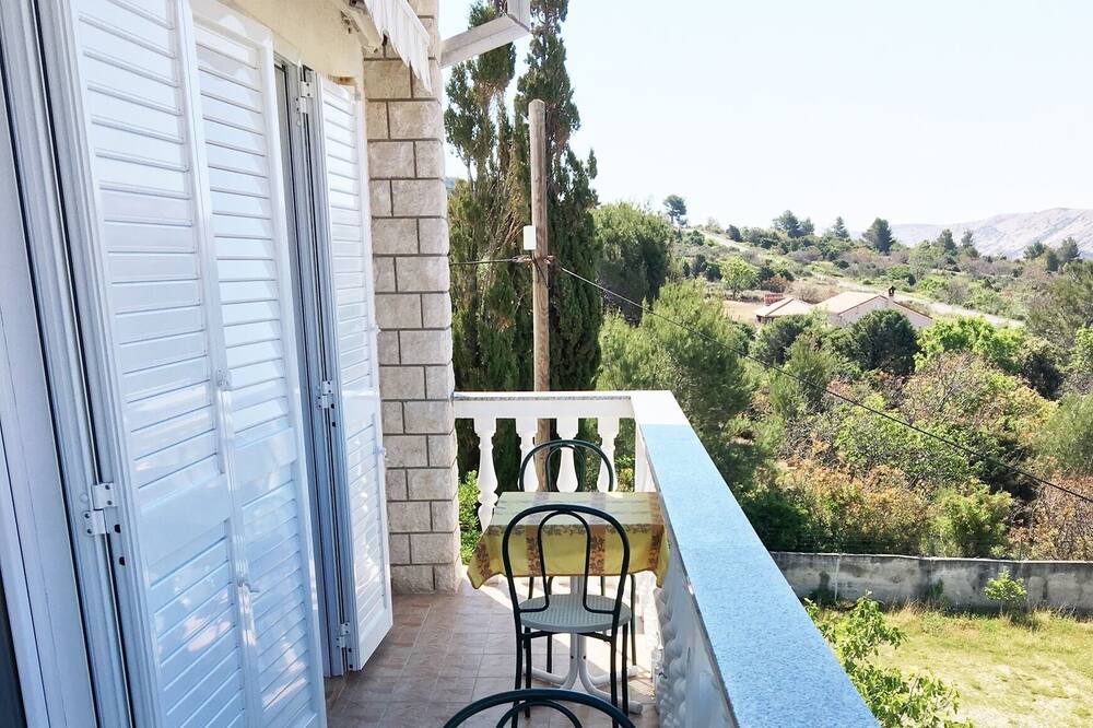 Photo of Patio Balcony in Barbat na Rabu