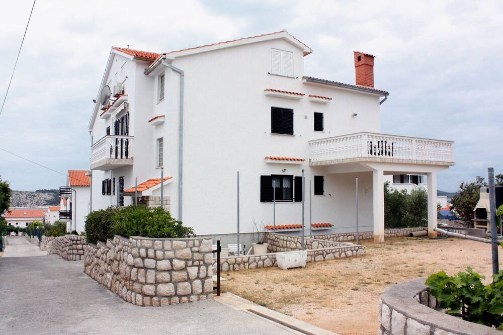 Photo of Outdoor in Barbat na Rabu
