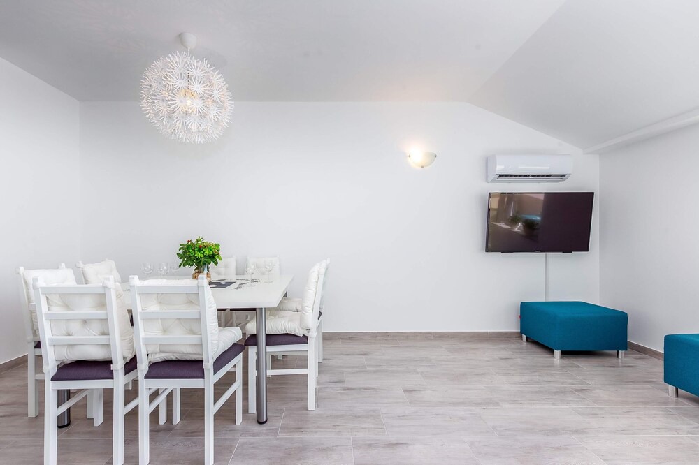 Photo of Livingroom in Dramalj