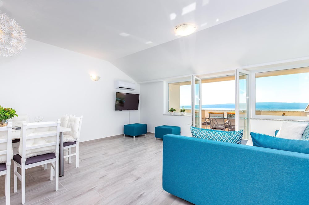 Photo of Livingroom in Dramalj