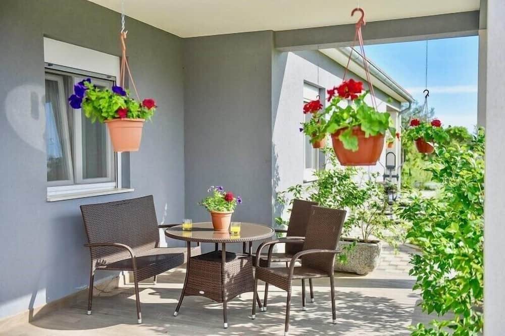Photo of Patio Balcony in Skatari