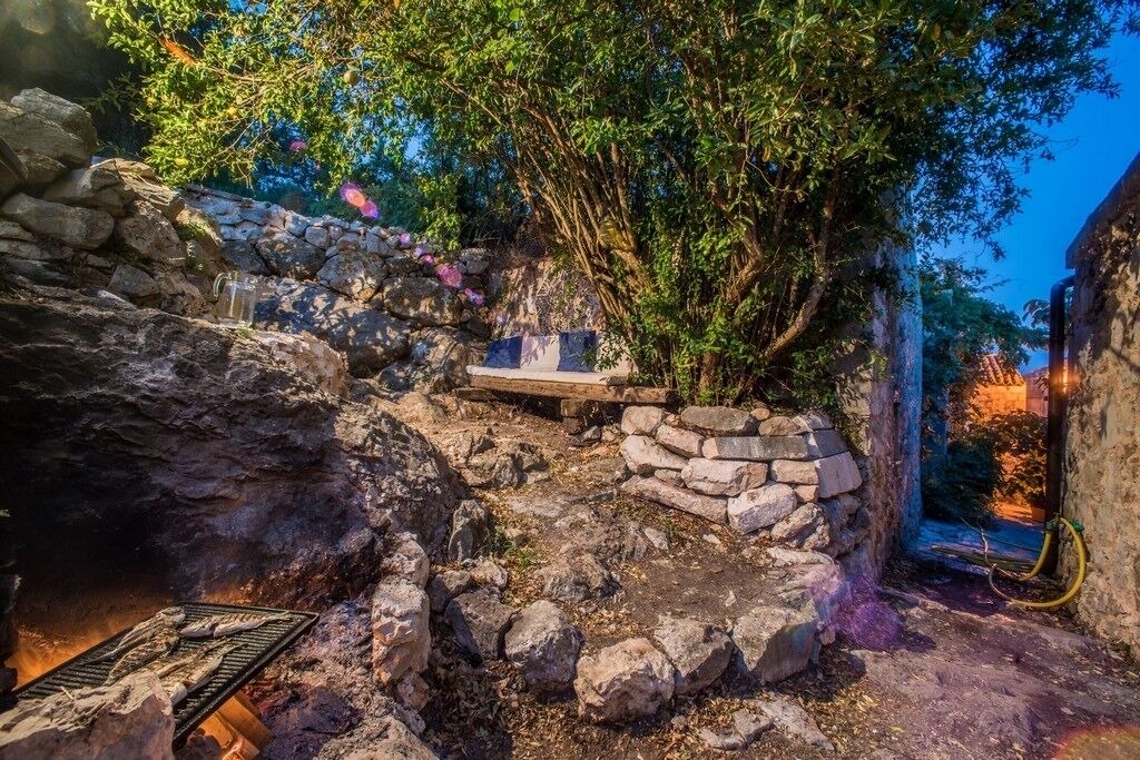 Photo of Outdoor in Janjina