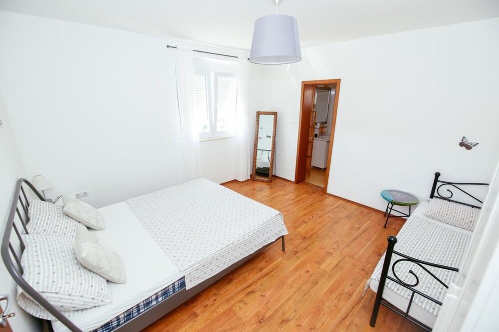 Photo of Bedroom in Pakostane