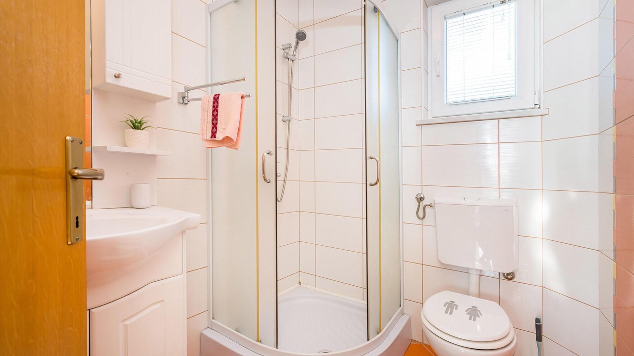Photo of Bathroom in Rtina