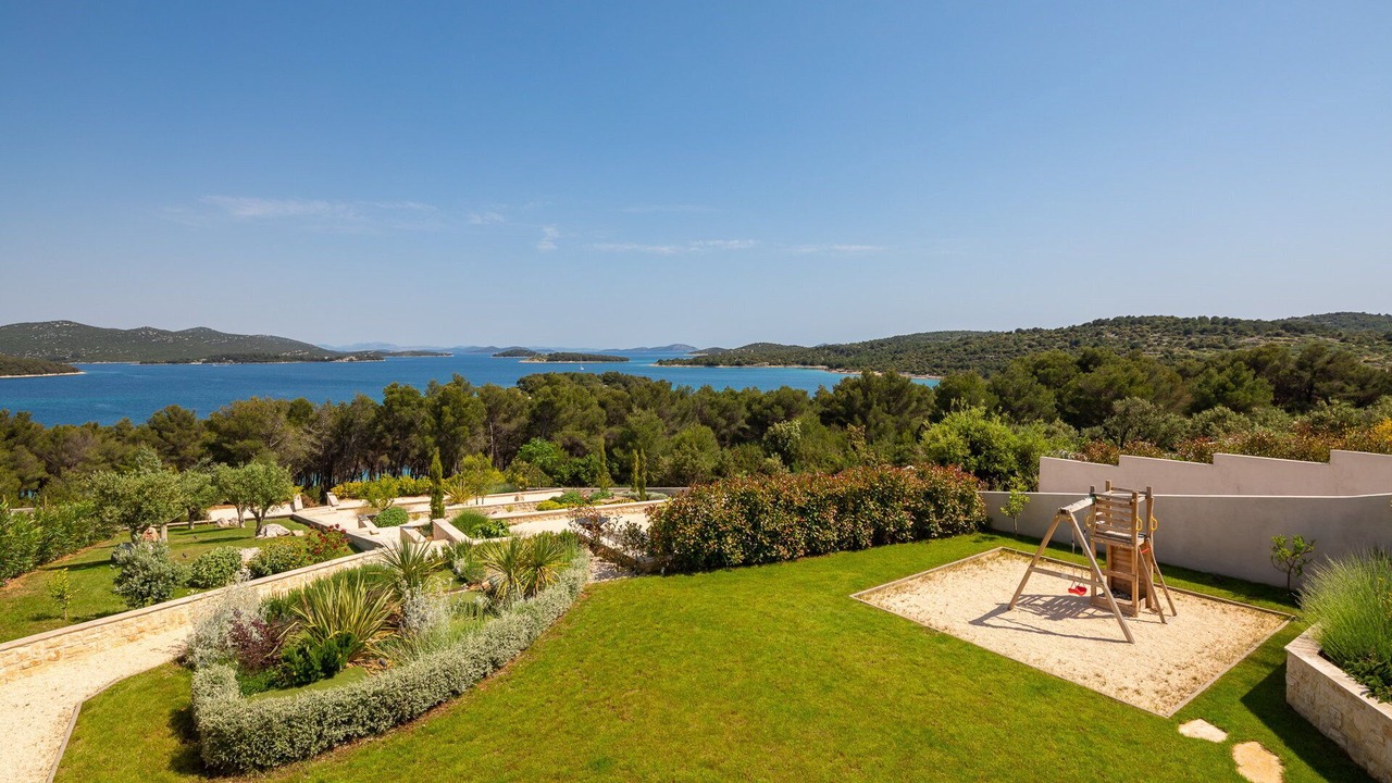 Photo of Outdoor in Jezera