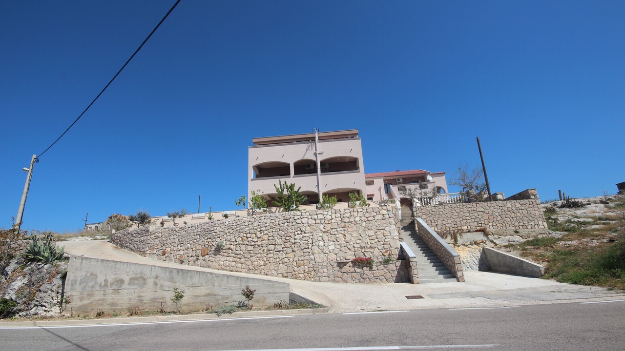 Photo of Others in Rtina