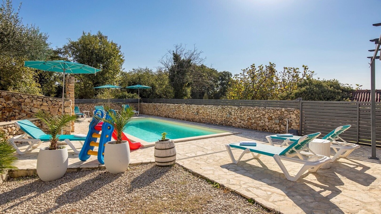 Photo of Outdoor in Garica