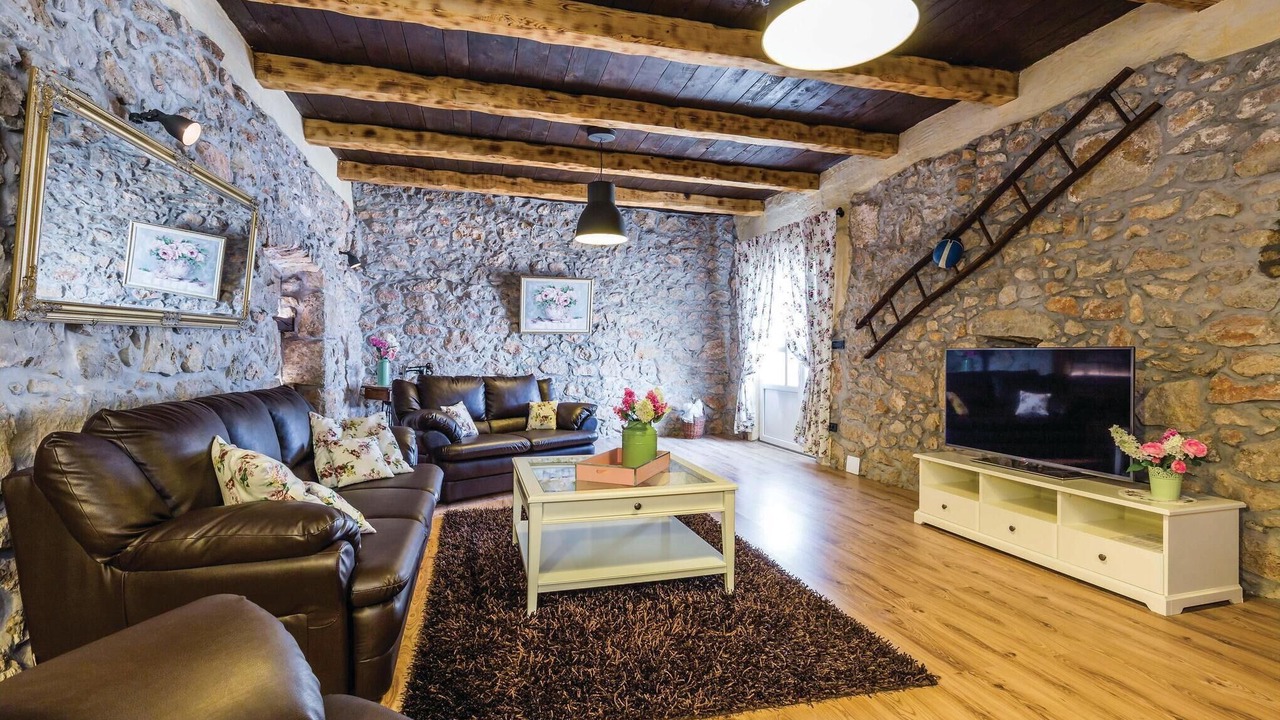 Photo of Bedroom in Obrs
