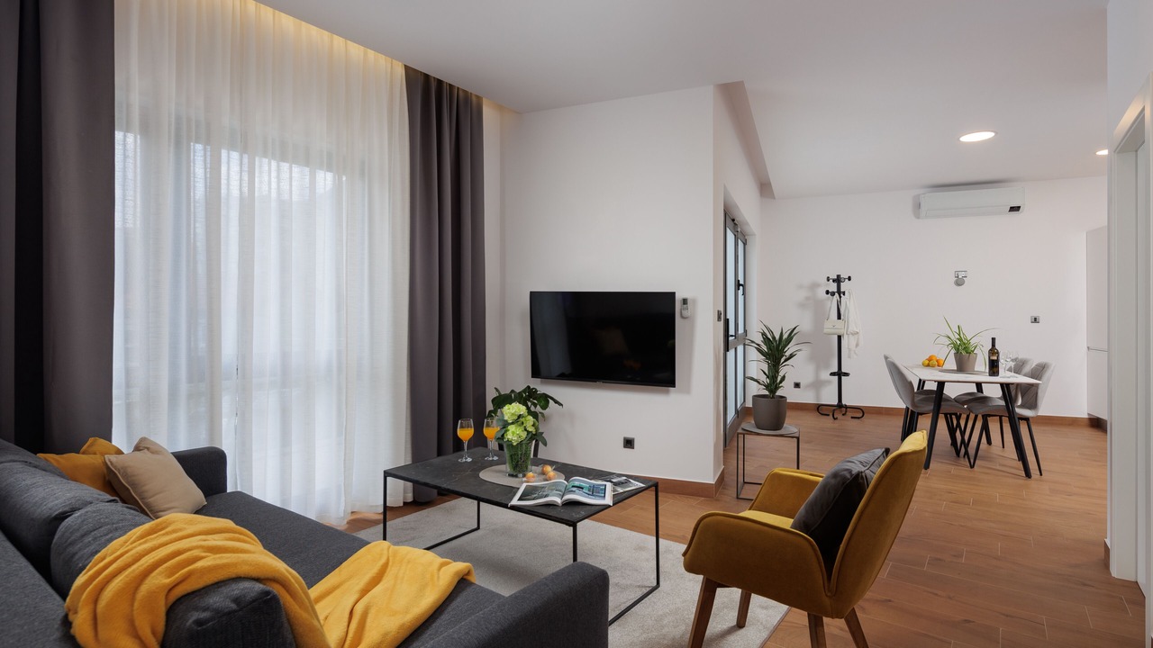 Photo of Livingroom in Sarsoni
