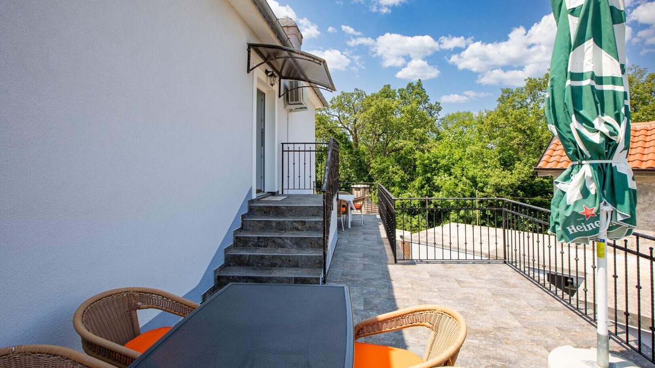 Photo of Outdoor in Rasopasno
