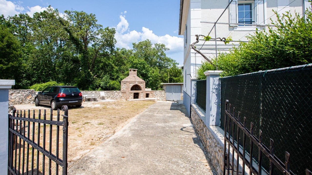 Photo of Outdoor in Rasopasno
