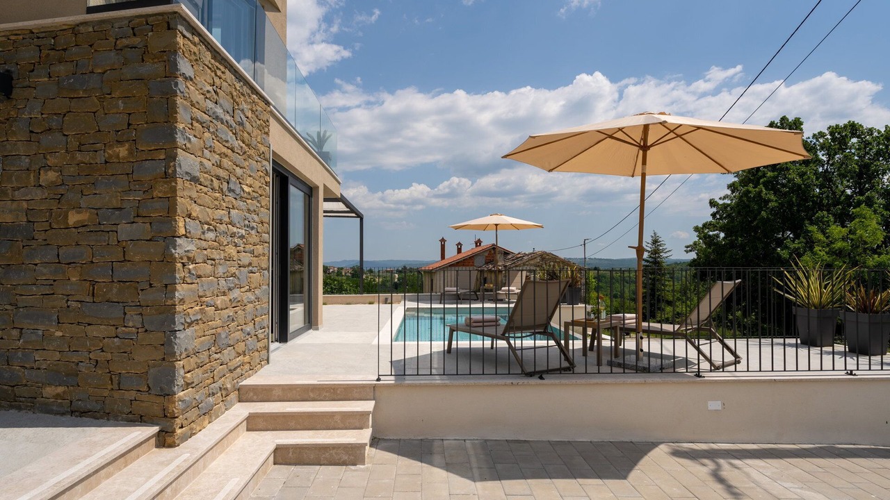 Photo of Patio Balcony in Krasica