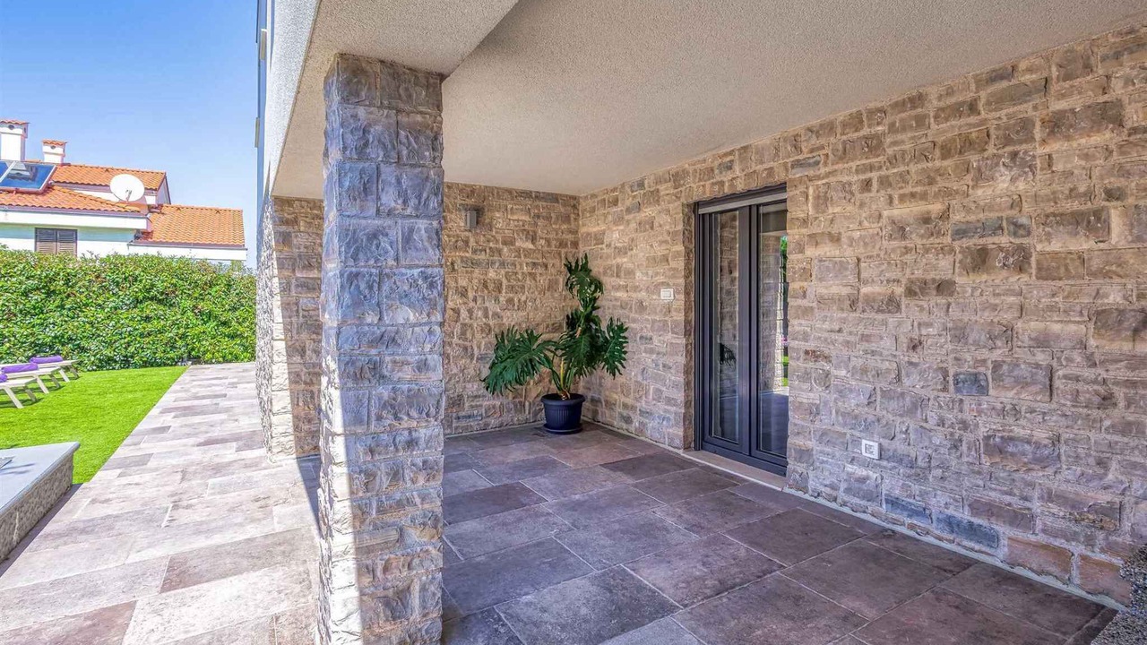 Photo of Patio Balcony in Njivice