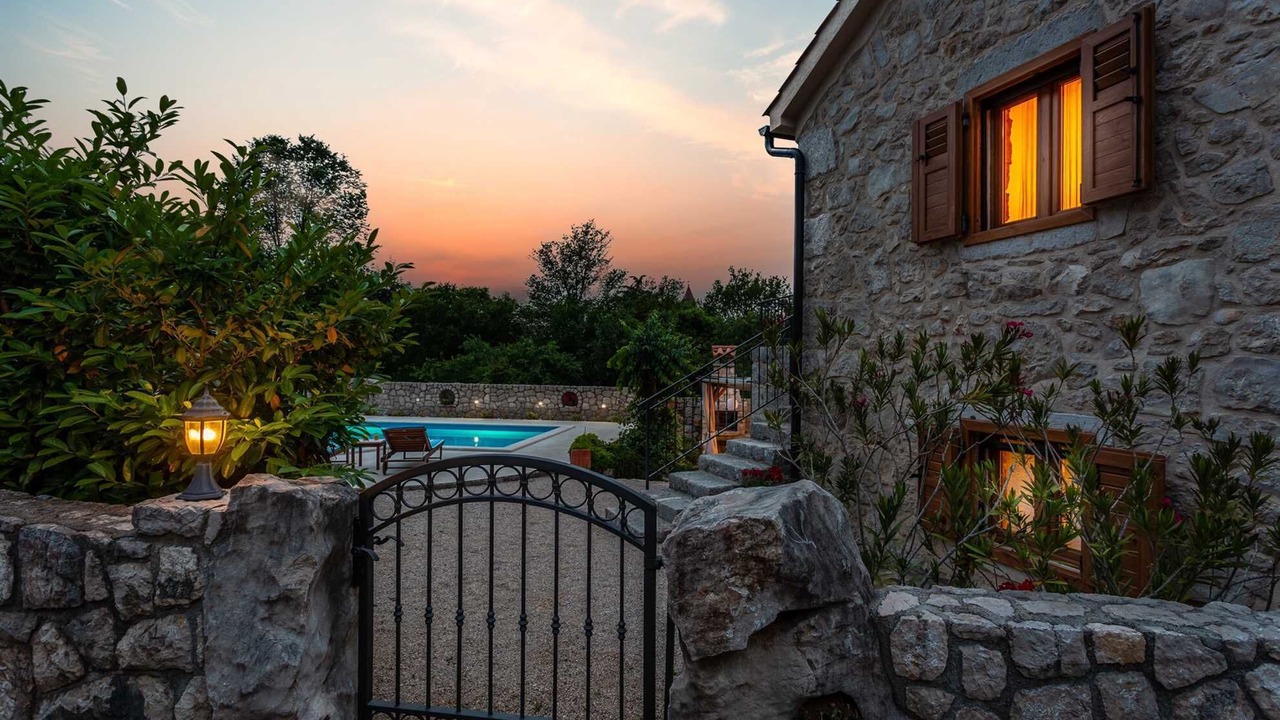 Photo of Outdoor in Rasopasno