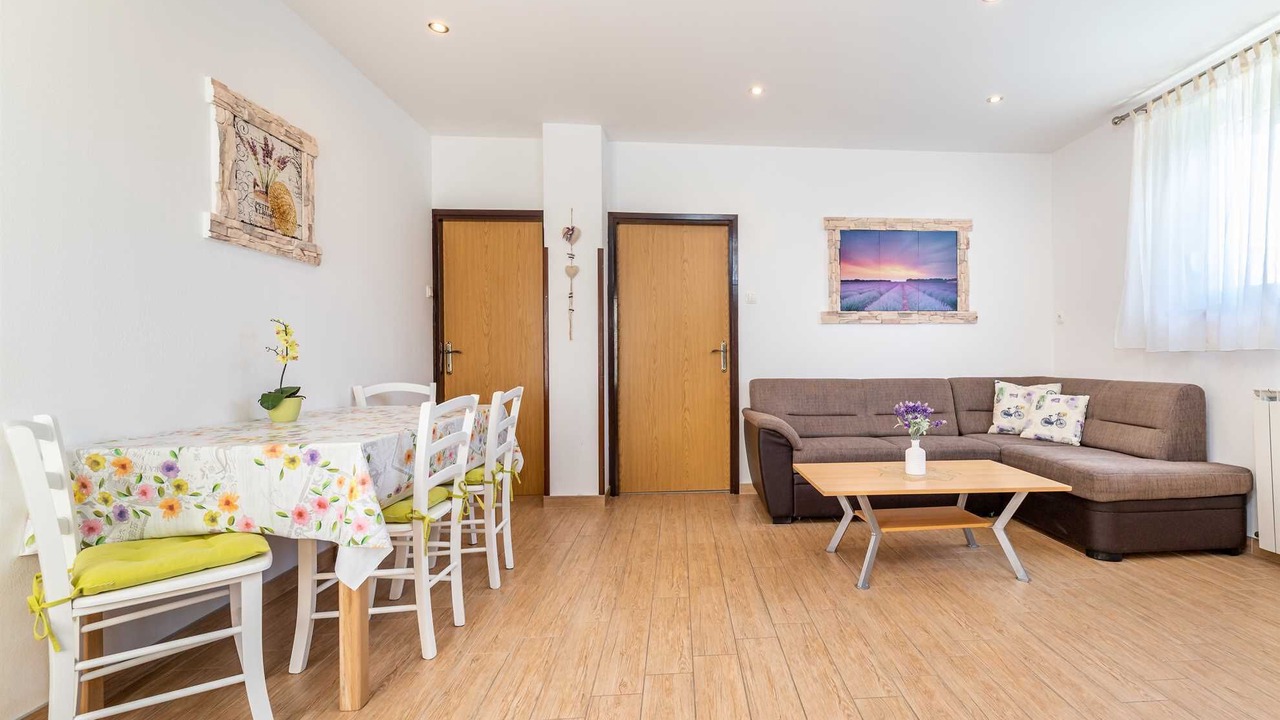 Photo of Livingroom in Jurandvor