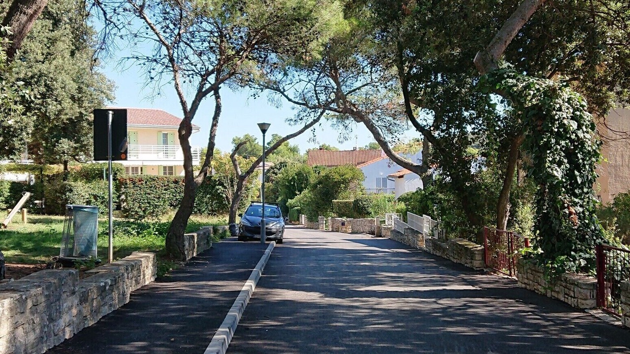 Photo of Outdoor in Borik