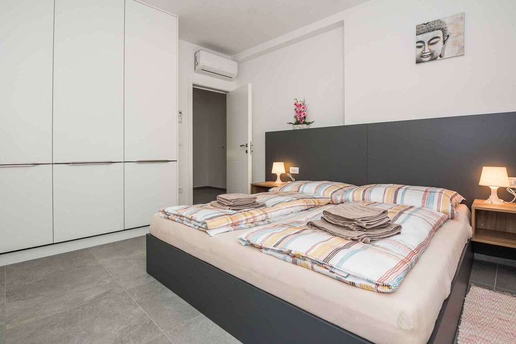 Photo of Bedroom in Vir