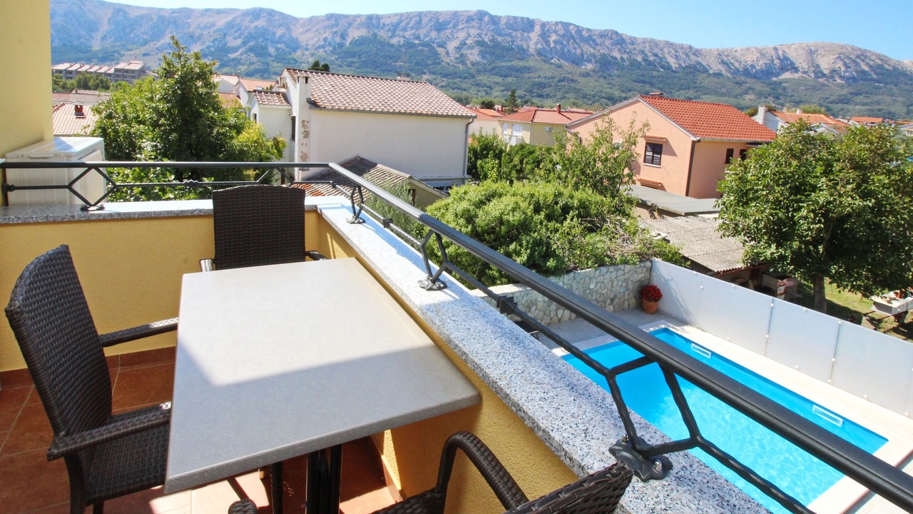 Photo of Patio Balcony in Baska