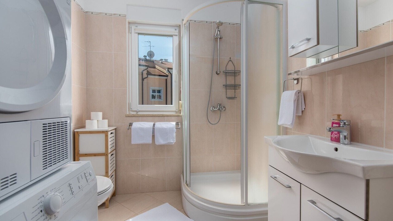Photo of Bathroom in Umag