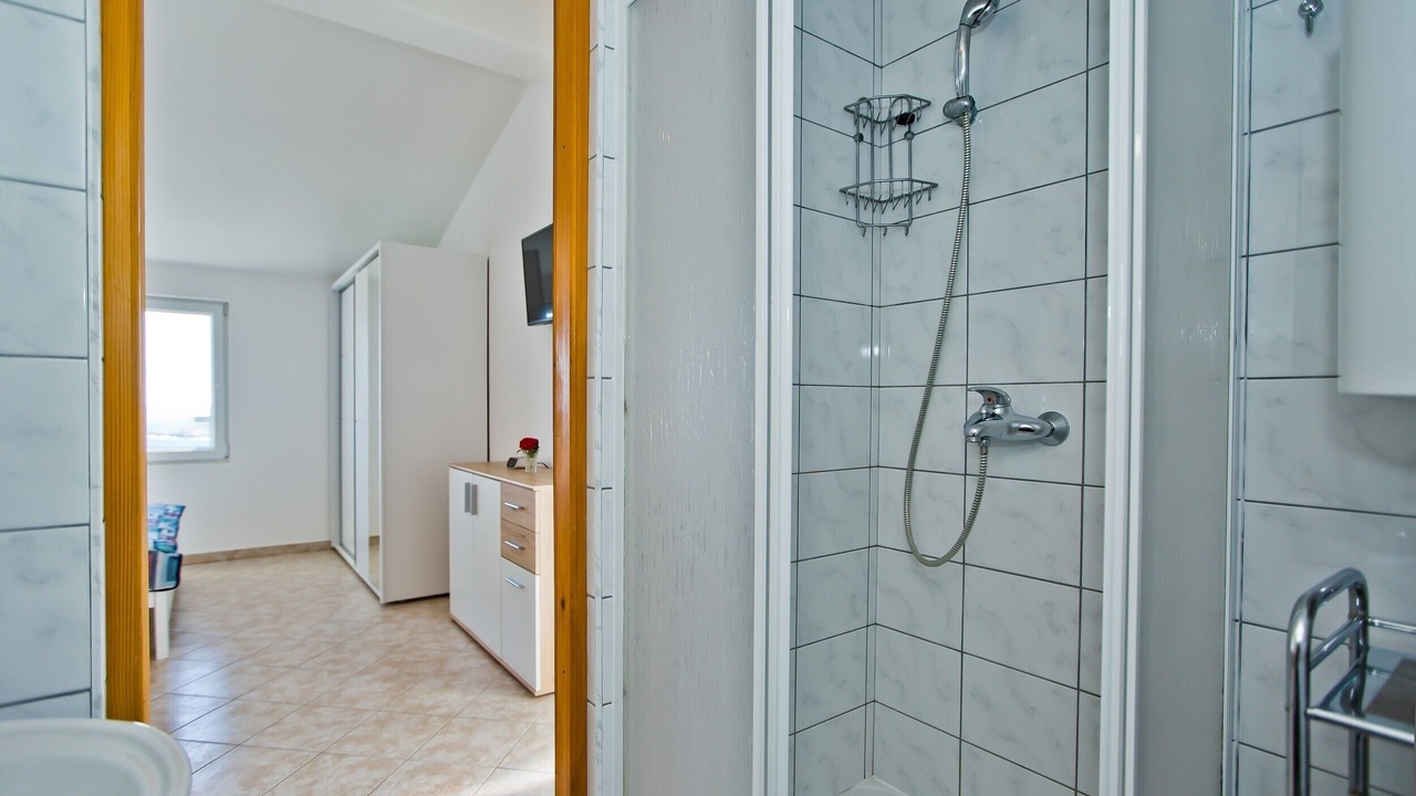 Photo of Bathroom in Krizni rat
