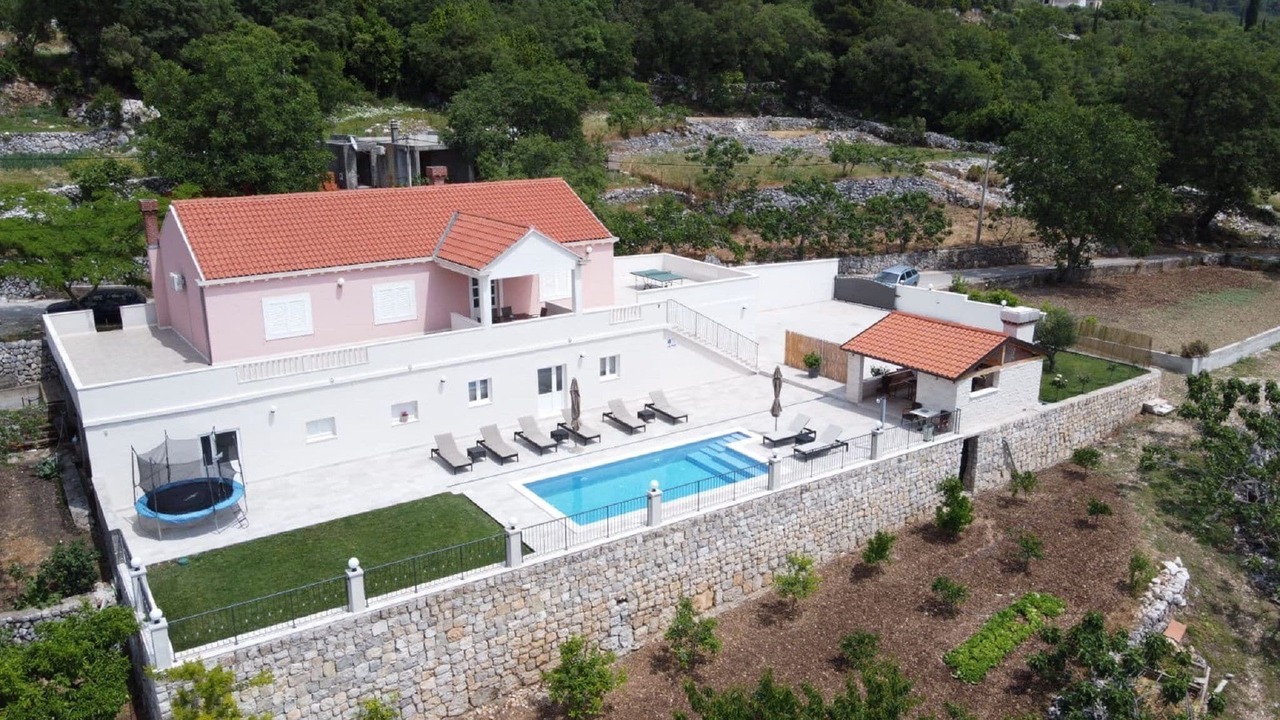 Photo of Outdoor in Pridvorje