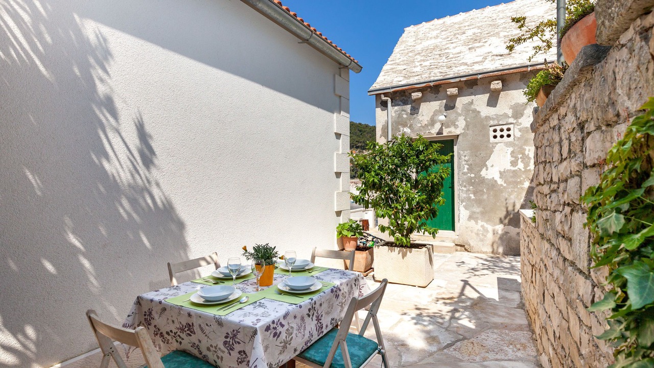 Photo of Patio Balcony in Pucisca